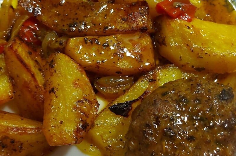 Μπιφτέκια φούρνου με πατάτες, αλλιώς!!!