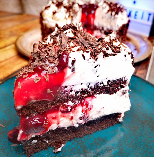 Black forest, τούρτα αφρός!