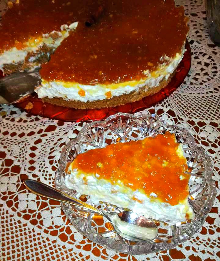 Τσίζκεϊκ με μήλα καραμελωμένα