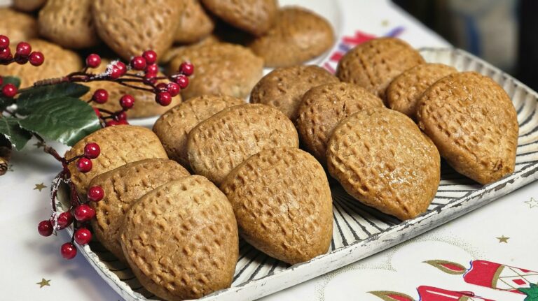 Χριστουγεννιάτικα μικρασιατικά ισλί με την αυθεντική συνταγή παράδοσης για απόλυτη επιτυχία!