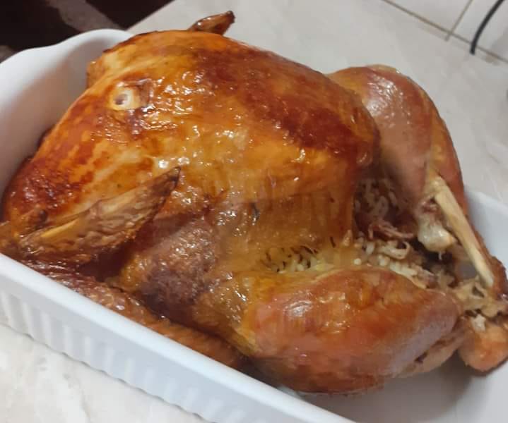 Γαλοπούλα γεμιστή για το γιορτινό τραπέζι!