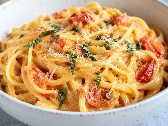 Κρεμώδη linguine, με τοματίνια και τυρί κρέμα!!!