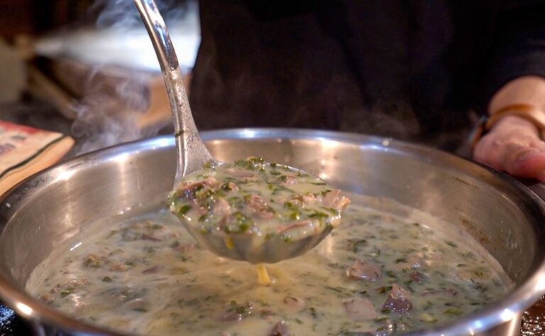 Η πιο νόστιμη και παραδοσιακή μαγειρίτσα