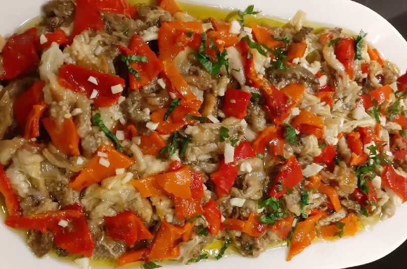 Αγιορείτικη μελιτζανοσαλάτα με πιπεριές Φλωρίνης