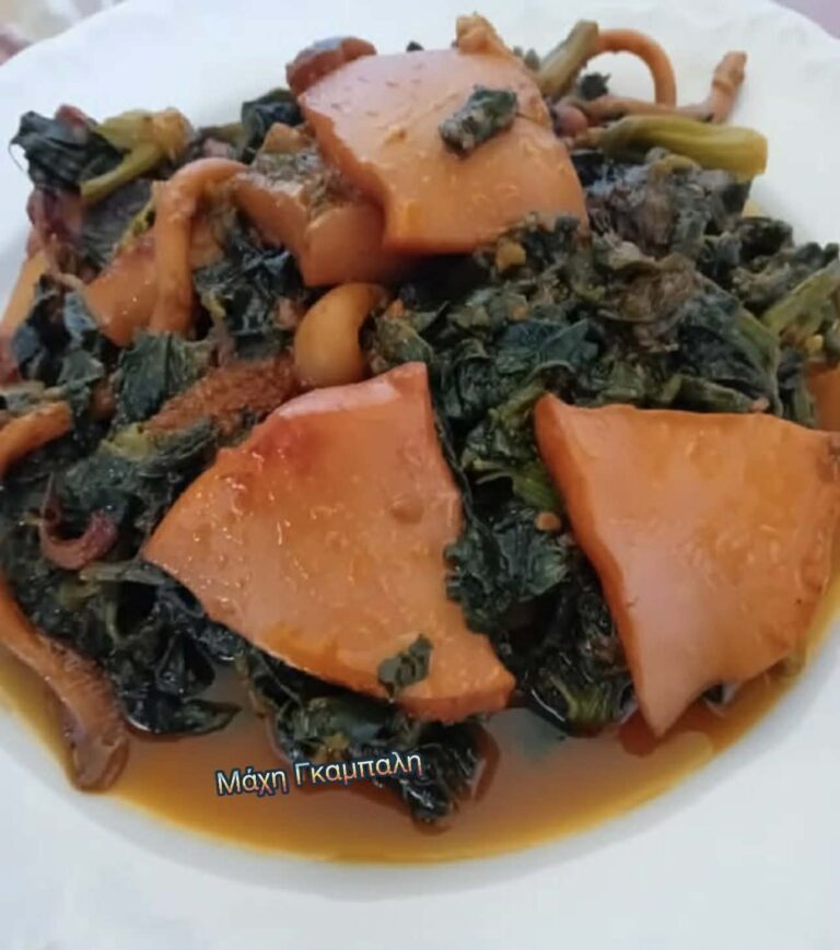 Σουπιές με σπανάκι, ένα αγαπημένο και κλασικό πιάτο της ελληνικής κουζίνας