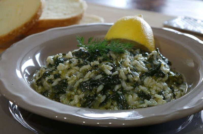 Σπανακόρυζο