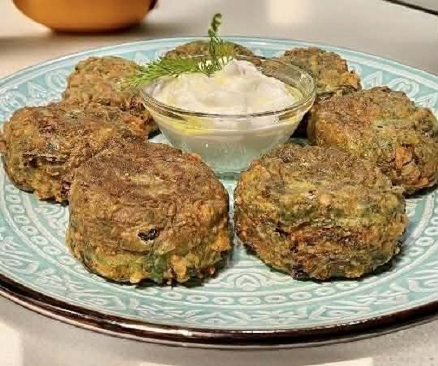 Σπανακοκεφτέδες στο τηγάνι, παραδοσιακή συνταγή!