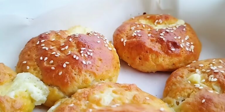 Τυροψωμάκια χωρίς μαγιά, πανεύκολα!
