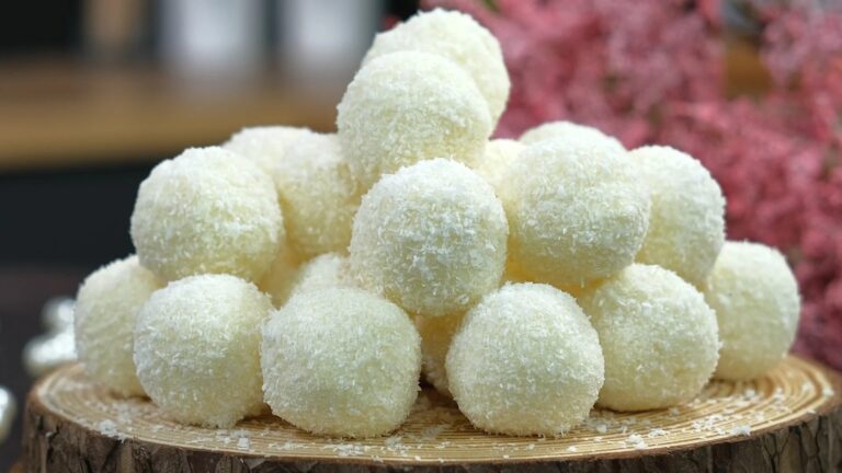 Πανεύκολα και νόστιμα τρουφάκια με δυο υλικά, έτοιμα σε πέντε λεπτά!