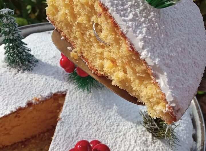 Ζουμερή και εύκολη βασιλόπιτα κέικ με πορτοκάλι