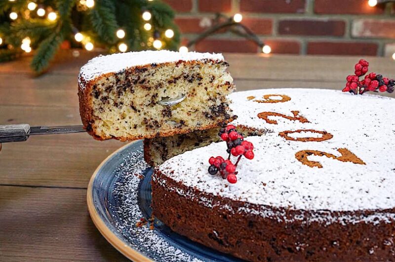 Η πιο εύκολη και αφράτη βασιλόπιτα κέικ, χωρίς μίξερ φτιάχνεται σε ένα μπολ!