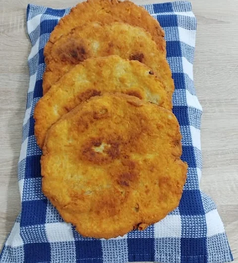 Τυρόπιτα με μόνο τρία υλικά