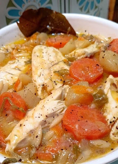 Ψαρόσουπα με λαβράκι